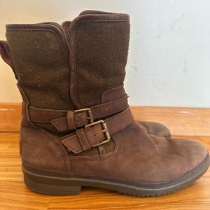 UGG Australia Simmens Boots
